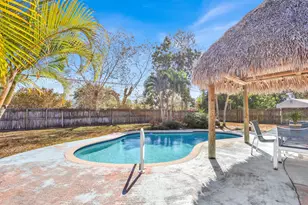 105 Sunflower Cir, West Palm Beach, FL 33411 - Photo 37