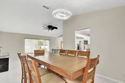 105 Sunflower Circle, Royal Palm Beach, FL 33411 - Photo 9