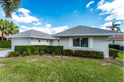 10370 Greentrail Drive N, Boynton Beach, FL 33436 - Photo 3