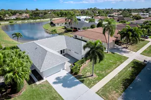 10370 Greentrail Dr N, Boynton Beach, FL 33436 - Photo 41