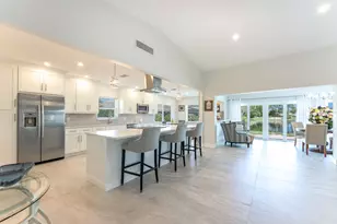 10370 Greentrail Dr N, Boynton Beach, FL 33436 - Photo 7