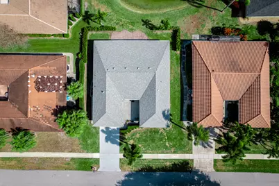 10370 Greentrail Drive N, Boynton Beach, FL 33436 - Photo 43