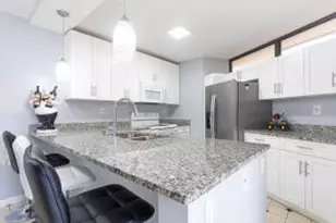 3785 Victoria Dr, West Palm Beach, FL 33406 - Photo 9