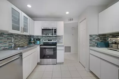 5521 Coach House Circle #D, Boca Raton, FL 33486 - Photo 21