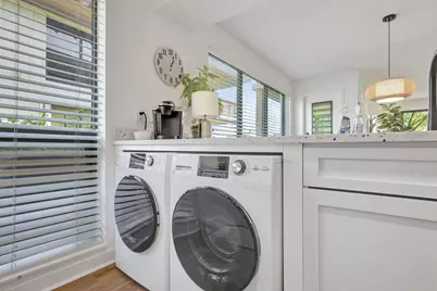 334 Brackenwood Circle, Palm Beach Gardens, FL 33418 - Photo 17