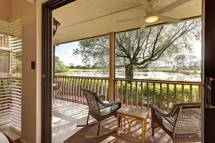 334 Brackenwood Cir, Palm Beach Gardens, FL 33418 - Photo 35