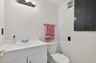 19 Hastings B, West Palm Beach, FL 33417 - Photo 13