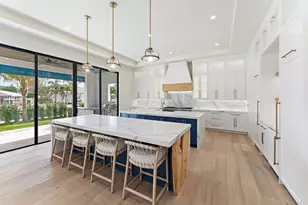 24 Leeward Cir, Tequesta, FL 33469 - Photo 9