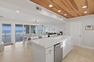 1031 SE MacArthur Blvd, Stuart, FL 34996 - Photo 9