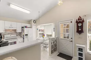 612 NW San Remo Cir, Port Saint Lucie, FL 34986 - Photo 5