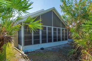 612 NW San Remo Cir, Port Saint Lucie, FL 34986 - Photo 15