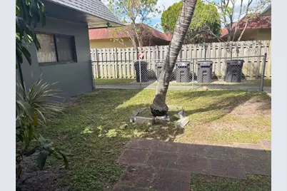 4040 NW 31st Terrace, Lauderdale Lakes, FL 33309 - Photo 3