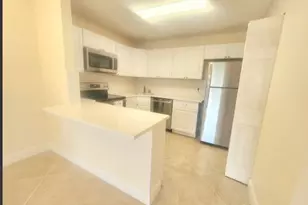 209 Pine HOV Cir, Greenacres, FL 33463 - Photo 7