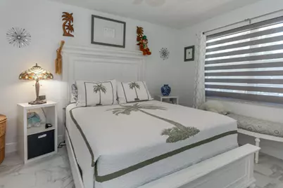 3951 Via Poinciana #214, Lake Worth, FL 33467 - Photo 7