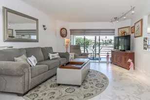 3951 Via Poinciana, Lake Worth Beach, FL 33467 - Photo 13