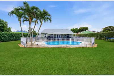 7879 Burlwood Lane, Lake Worth, FL 33467 - Photo 33