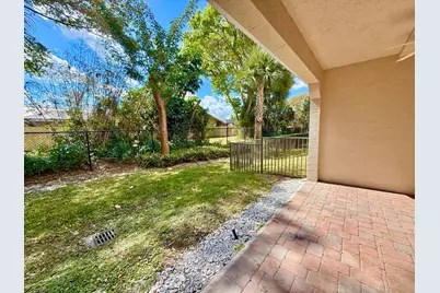 4630 Mediterranean Circle, Palm Beach Gardens, FL 33418 - Photo 11