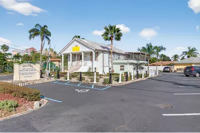 704 N Dixie Highway, Lantana, FL 33462 - Photo 3