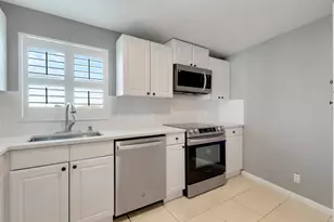 155 Yacht Club Dr, North Palm Beach, FL 33408 - Photo 7