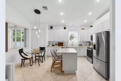 2320 Sapphire Circle, West Palm Beach, FL 33411 - Photo 15