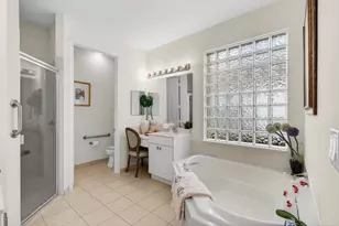 2320 Sapphire Cir, West Palm Beach, FL 33411 - Photo 35