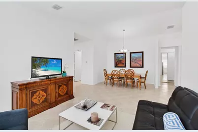 2320 Sapphire Circle, West Palm Beach, FL 33411 - Photo 9