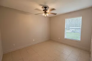 1148 SE Puritan Ln, Port Saint Lucie, FL 34983 - Photo 15