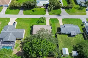 1148 SE Puritan Ln, Port Saint Lucie, FL 34983 - Photo 27