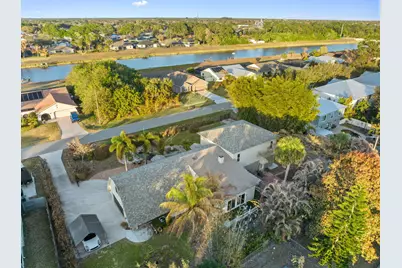 916 SW Abingdon Avenue, Port Saint Lucie, FL 34953 - Photo 11