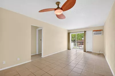 510 Lake Shore Drive #35, West Palm Beach, FL 33403 - Photo 5