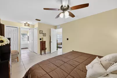 1534 SW Hutchins Street, Port Saint Lucie, FL 34983 - Photo 9