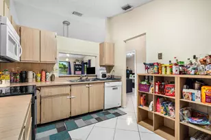 7614 NW 99th Terrace, Tamarac, FL 33321 - Photo 9