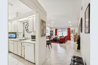 8236 Summerbreeze Lane, Boca Raton, FL 33496 - Photo 9