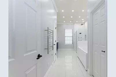 3352 Siena Circle, Wellington, FL 33414 - Photo 21