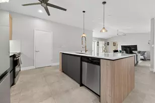 136 Elysium Dr, West Palm Beach, FL 33411 - Photo 9