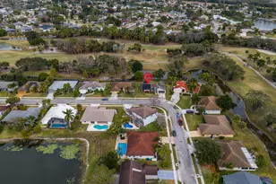 136 Elysium Dr, West Palm Beach, FL 33411 - Photo 41