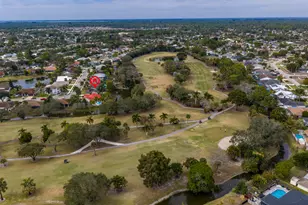 136 Elysium Dr, West Palm Beach, FL 33411 - Photo 37