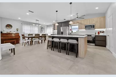 136 Elysium Drive, Royal Palm Beach, FL 33411 - Photo 3