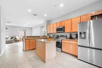 2897 S Greenleaf Circle, Boynton Beach, FL 33426 - Photo 9