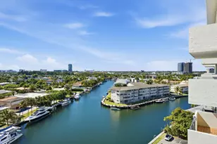 401 Golden Isles Dr, Hallandale Beach, FL 33009 - Photo 19