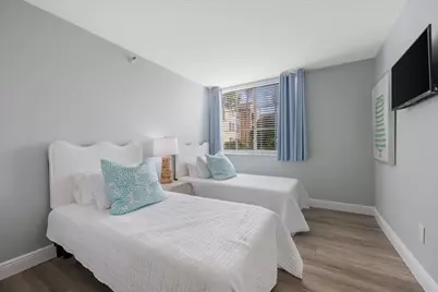 135 Yacht Club Way #104, Hypoluxo, FL 33462 - Photo 21