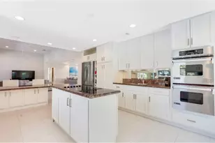 11 N River Rd, Sewalls Point, FL 34996 - Photo 17