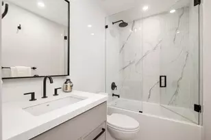 263 Alhambra Pl, West Palm Beach, FL 33405 - Photo 23