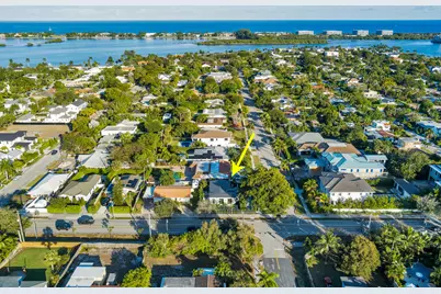 263 Alhambra Place, West Palm Beach, FL 33405 - Photo 29