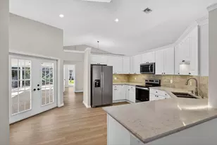 916 Meadow Ave, Wellington, FL 33414 - Photo 15