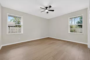 916 Meadow Ave, Wellington, FL 33414 - Photo 23