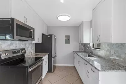 59 Andros Road, Palm Springs, FL 33461 - Photo 5