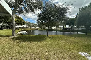 8261 E Club Rd, Boca Raton, FL 33433 - Photo 3