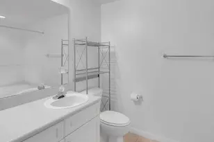 557 SE Prescott Pl, Stuart, FL 34994 - Photo 13