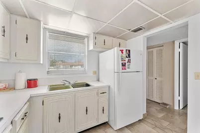 750 Lori Drive #232, Palm Springs, FL 33461 - Photo 11